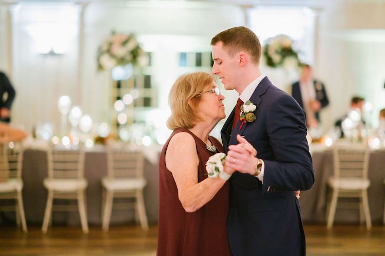 mother son dance - Loudoun County wedding Lisa Havard Events